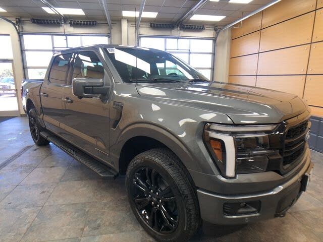 2025 Ford F-150 Lariat SuperCrew 4WD