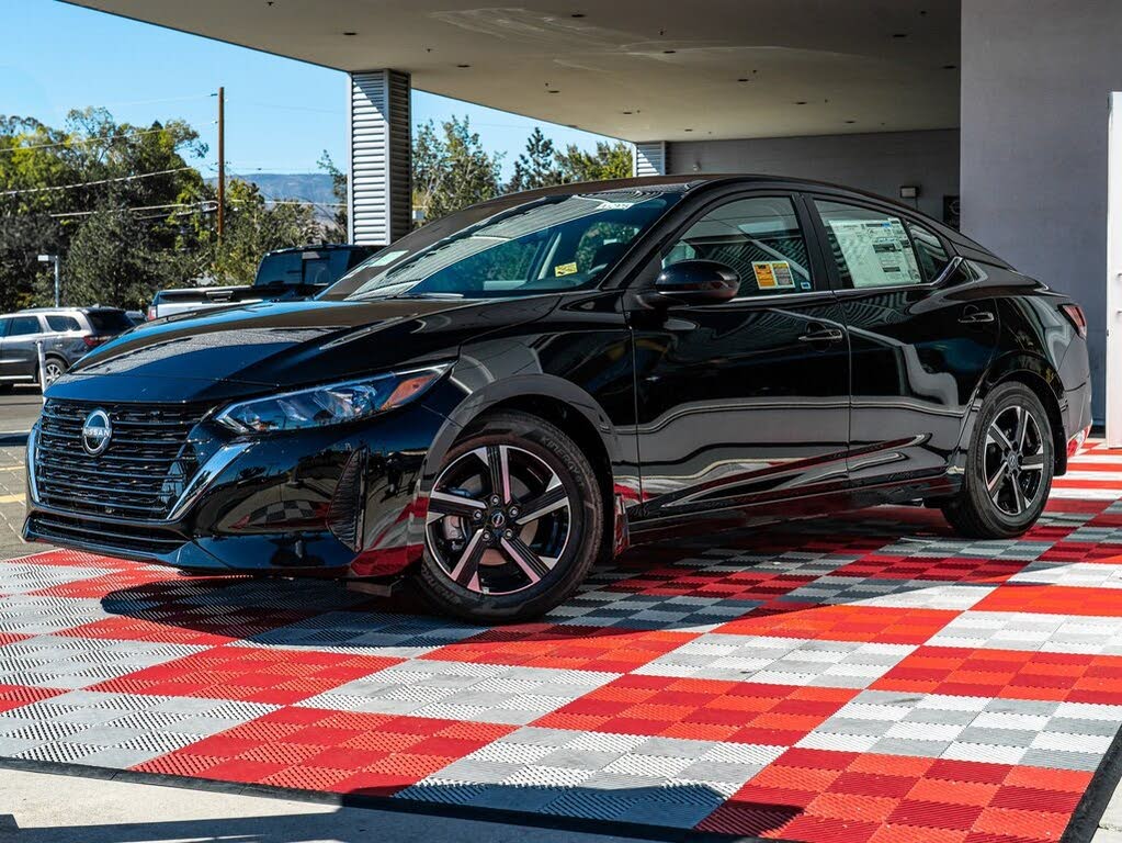 2025 Nissan Sentra SV FWD