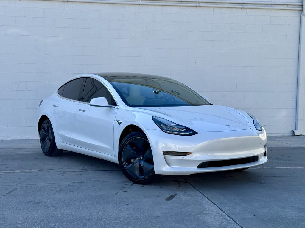 2020 Tesla Model 3 Standard Range Plus RWD