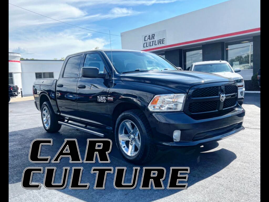 2016 RAM 1500 Express Crew Cab 4WD