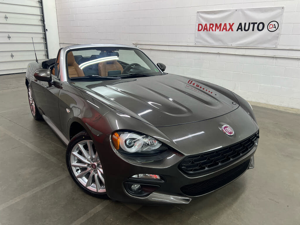 2017 FIAT 124 Spider Lusso RWD