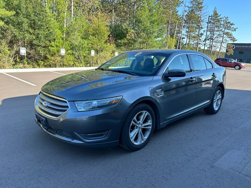 2016 Ford Taurus SEL