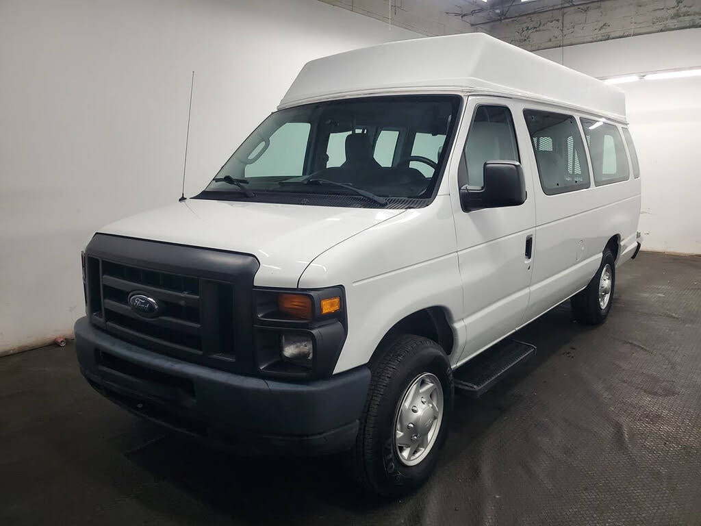 2011 Ford E-Series E-250 Extended Cargo Van