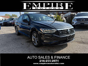 Volkswagen Jetta R-Line FWD