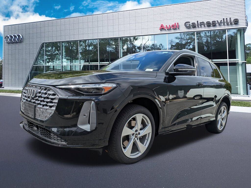 2025 Audi Q5 quattro Premium Plus 40 TFSI