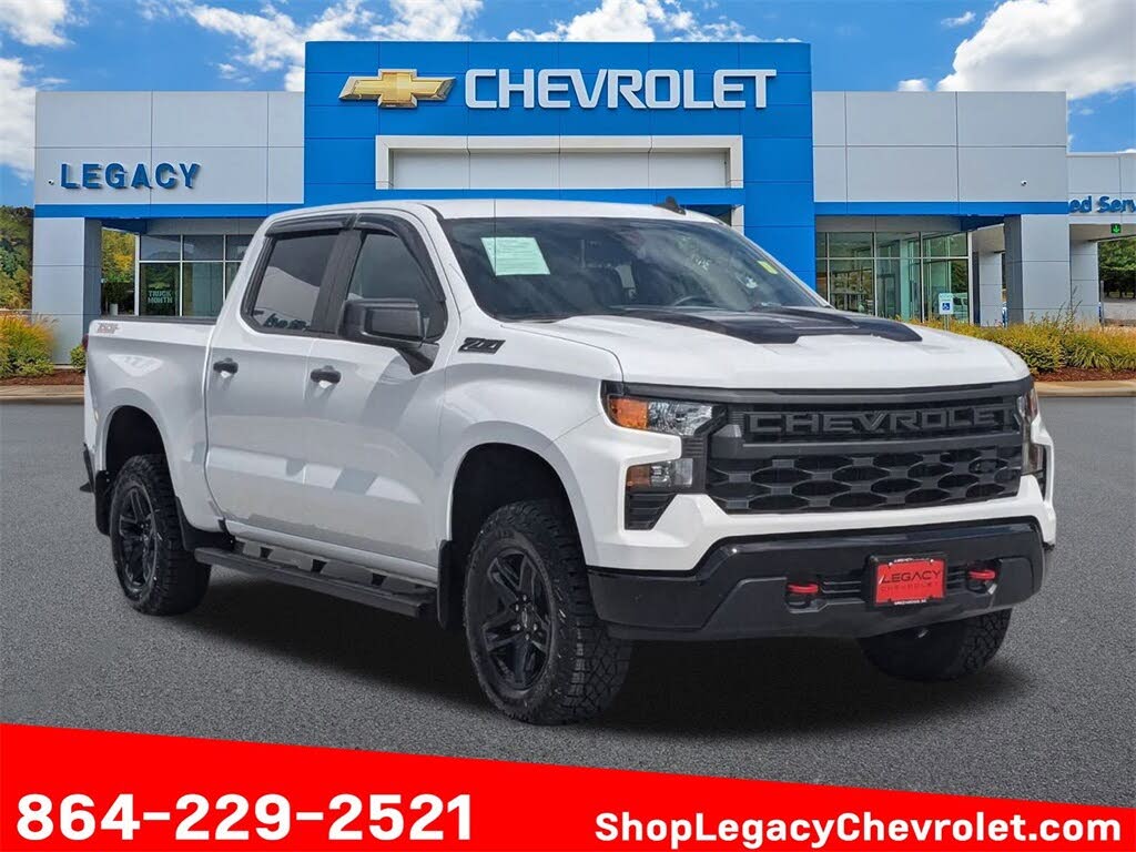 2025 Chevrolet Silverado 1500 Custom Trail Boss Crew Cab 4WD