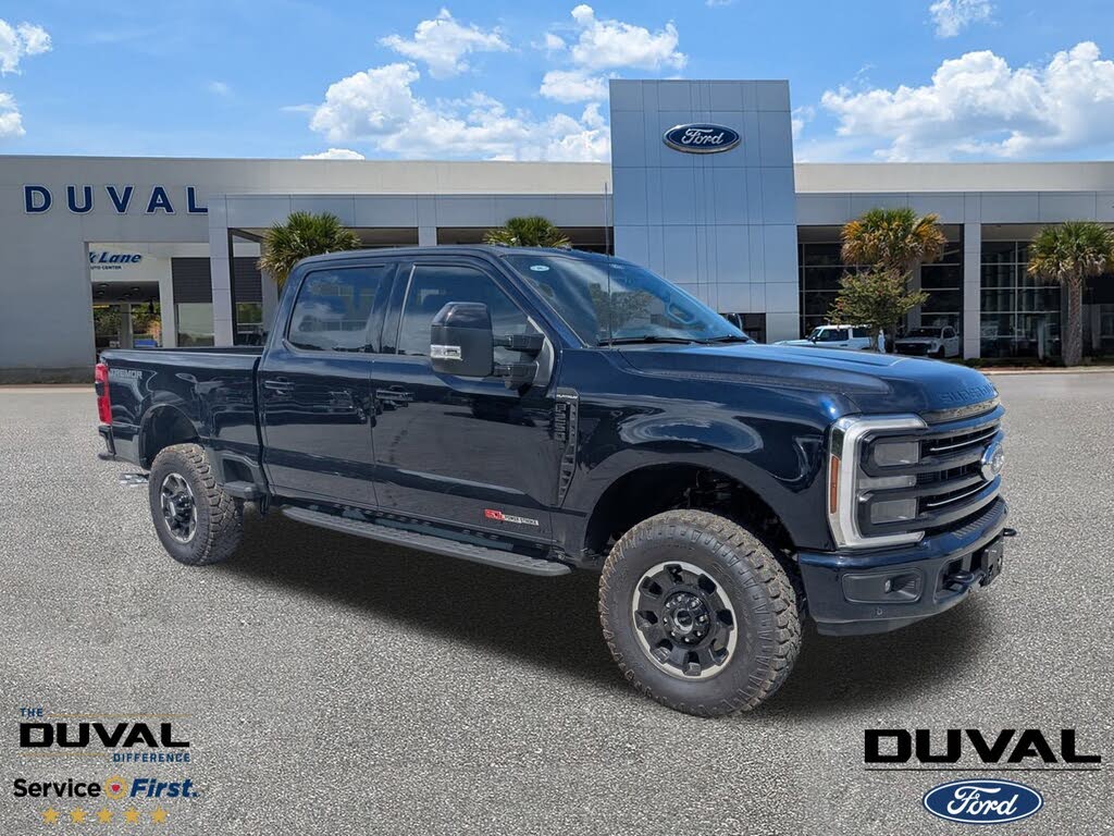 2025 Ford F-250 Super Duty Platinum Crew Cab 4WD