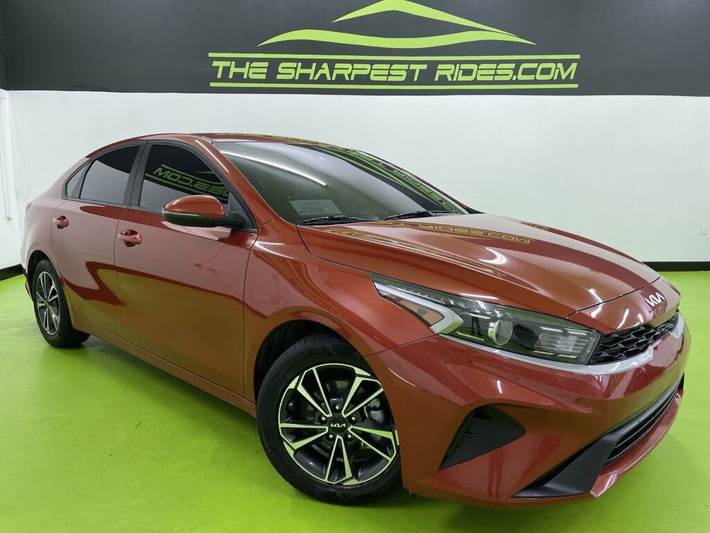 2024 Kia Forte LXS FWD