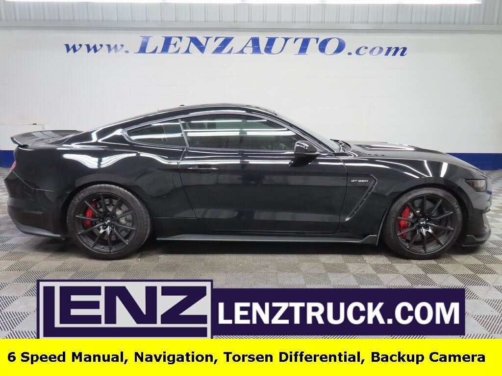 2017 Ford Mustang Shelby GT350 Fastback RWD