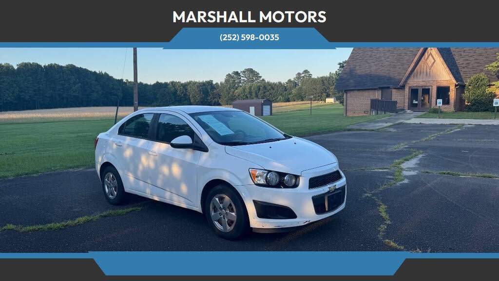 2013 Chevrolet Sonic LS Sedan FWD