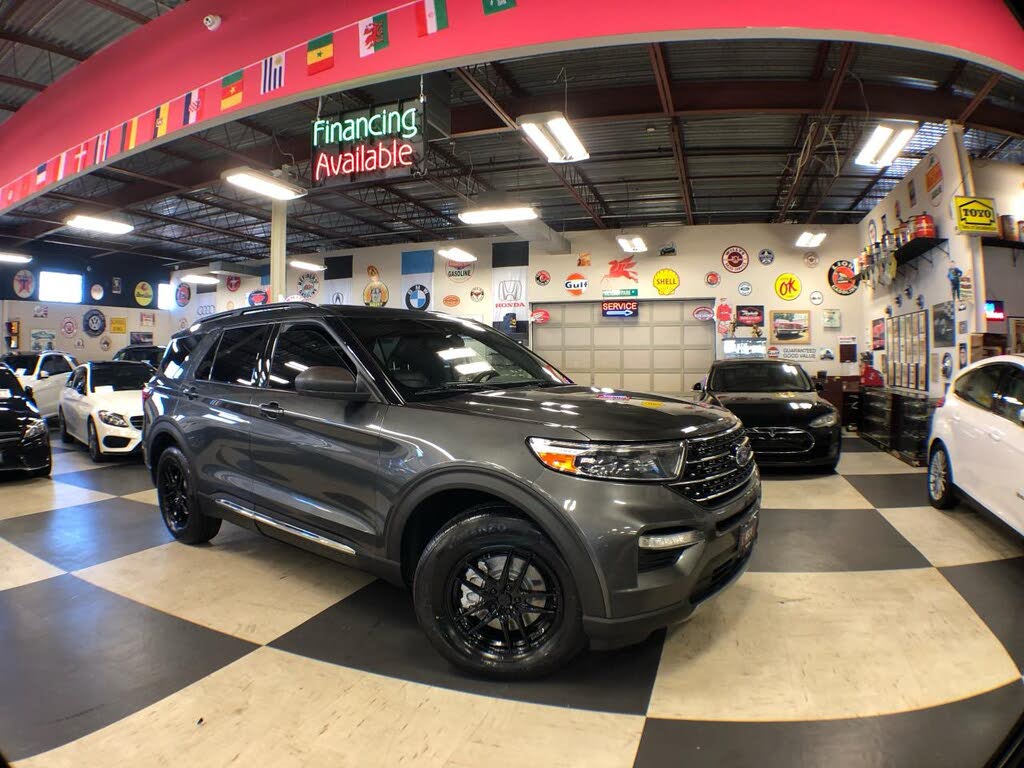 2020 Ford Explorer XLT AWD