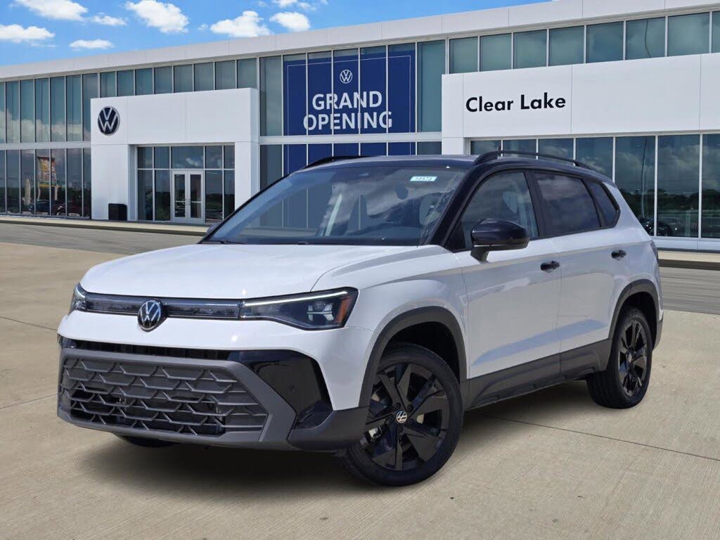 2025 Volkswagen Taos SE Black FWD