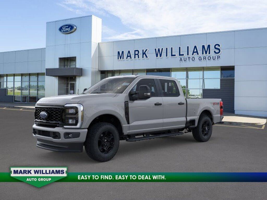 2026 Ford F-250 Super Duty XL Crew Cab 4WD