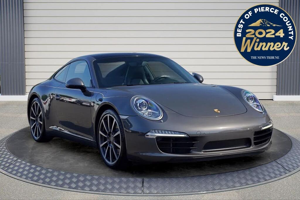2014 Porsche 911 Carrera S Coupe RWD