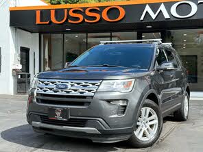 Ford Explorer XLT AWD
