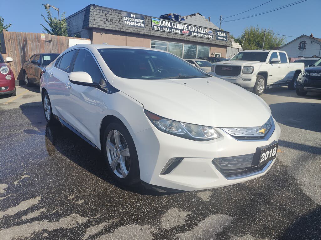 2018 Chevrolet Volt LT FWD