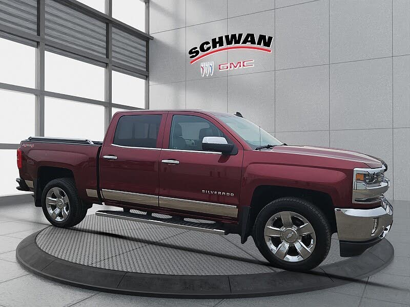 2017 Chevrolet Silverado 1500 LTZ Crew Cab 4WD