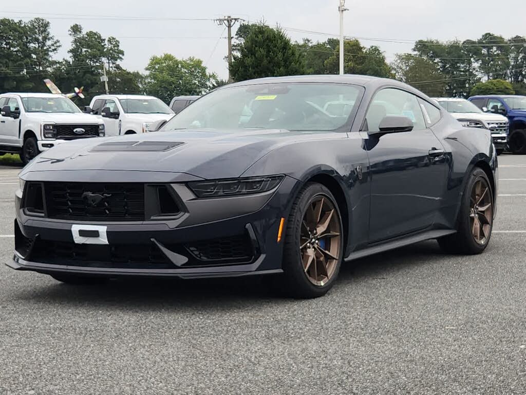2025 Ford Mustang Dark Horse Fastback RWD