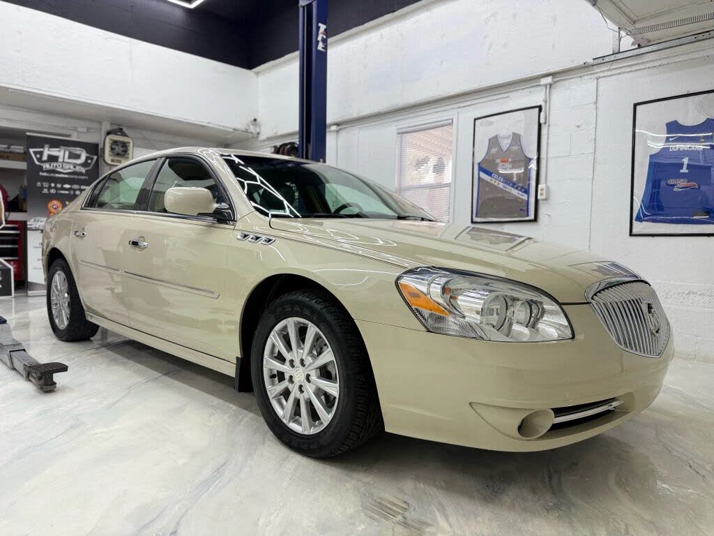 2011 Buick Lucerne CXL FWD