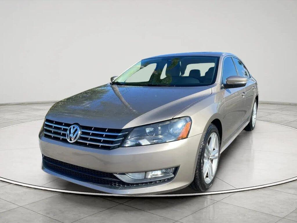 2015 Volkswagen Passat 1.8T SEL Premium FWD