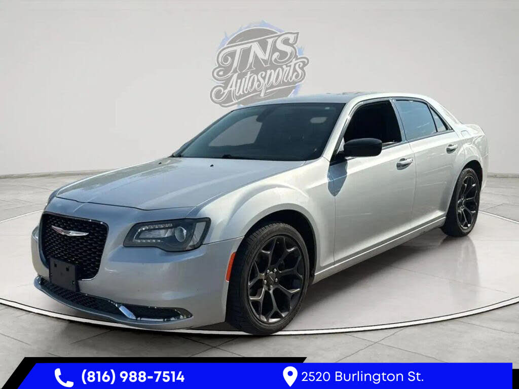 2019 Chrysler 300 Touring RWD