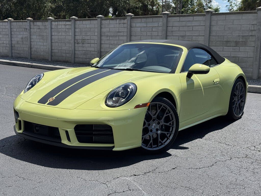2025 Porsche 911 Carrera Cabriolet RWD