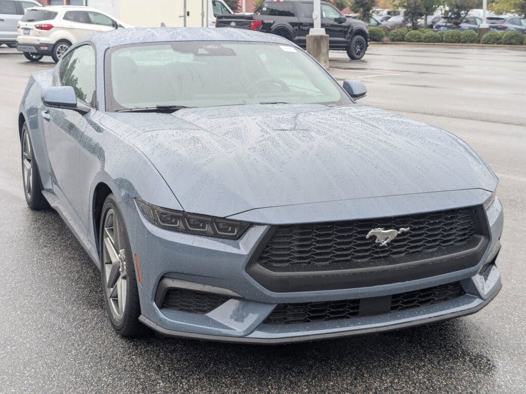 2025 Ford Mustang EcoBoost Fastback RWD