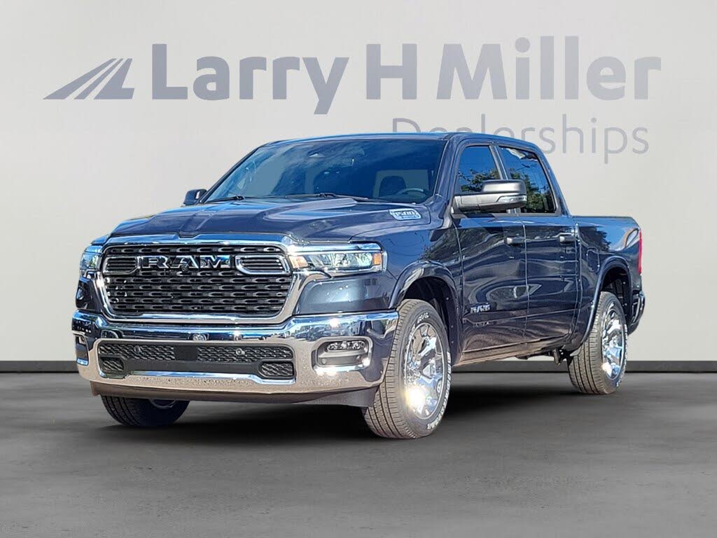 2025 RAM 1500 Big Horn Crew Cab 4WD