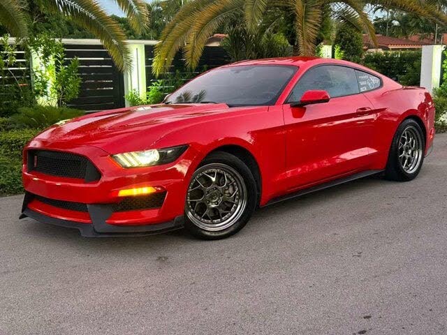 2015 Ford Mustang EcoBoost Premium Coupe RWD