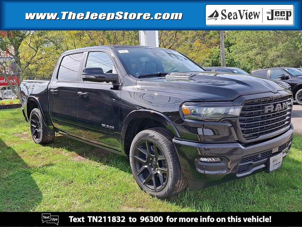 2026 RAM 1500 Laramie Crew Cab 4WD