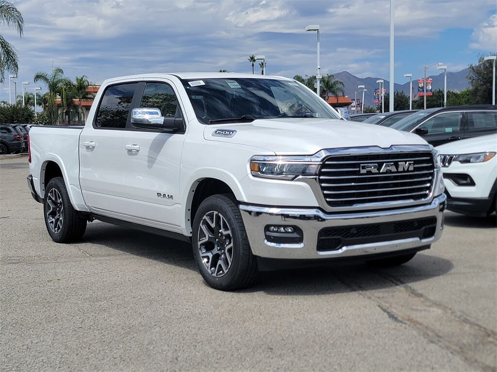 2026 RAM 1500 Laramie Crew Cab RWD