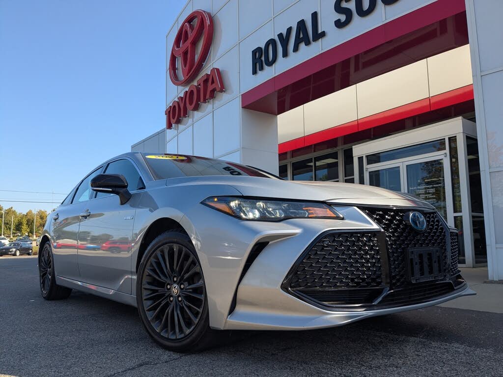 2021 Toyota Avalon Hybrid XSE FWD