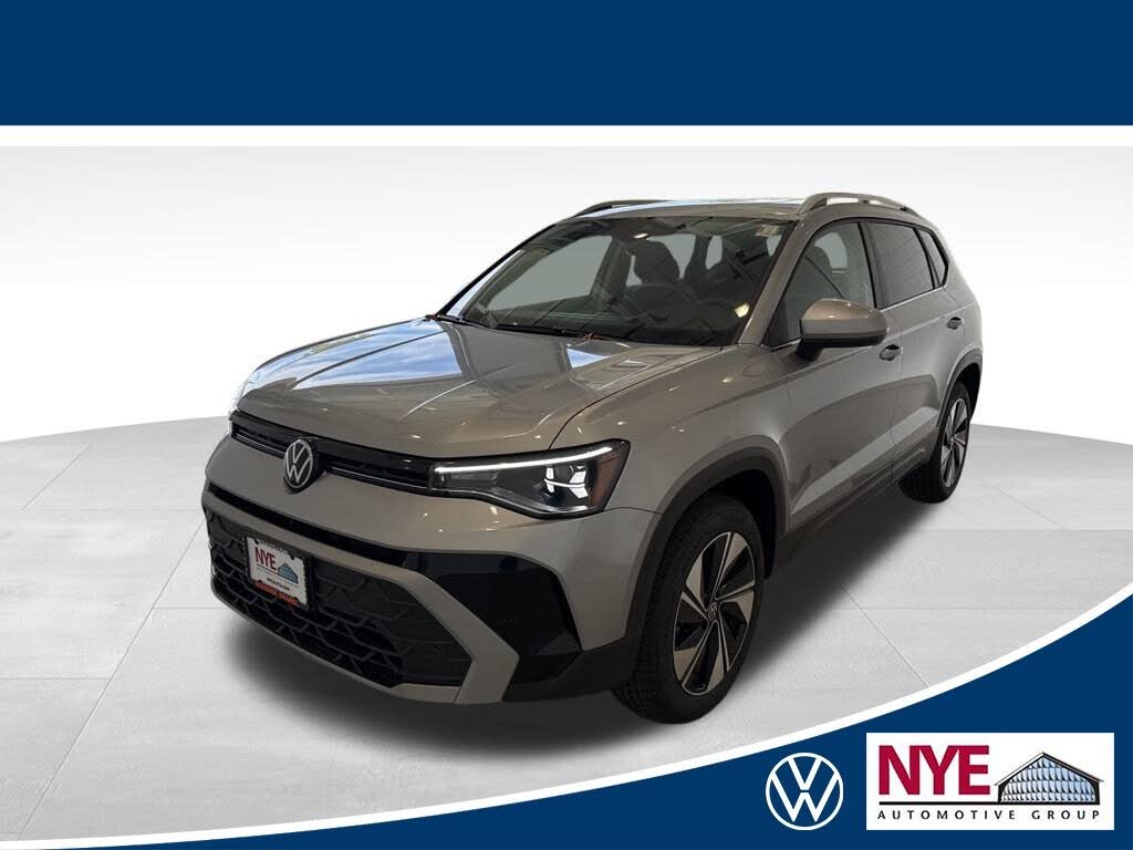 2025 Volkswagen Taos SE 4Motion