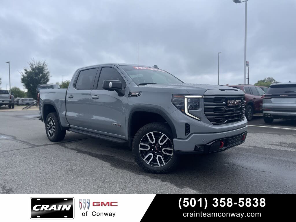 2024 GMC Sierra 1500 AT4 Crew Cab 4WD