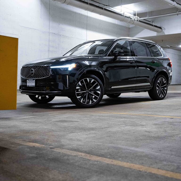 2026 Volvo XC90 B6 Plus 7-Passenger AWD
