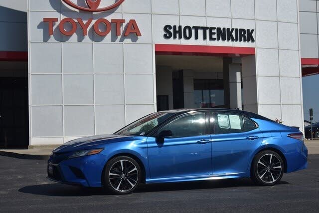 2019 Toyota Camry XSE FWD