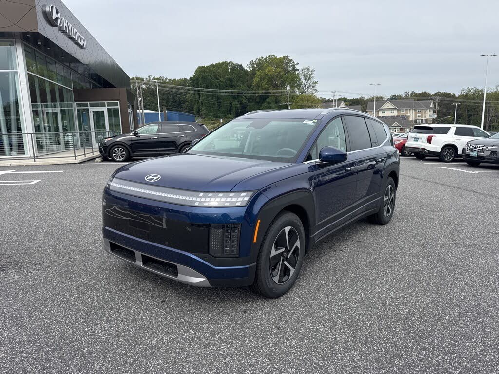 2026 Hyundai Ioniq 9 SE AWD