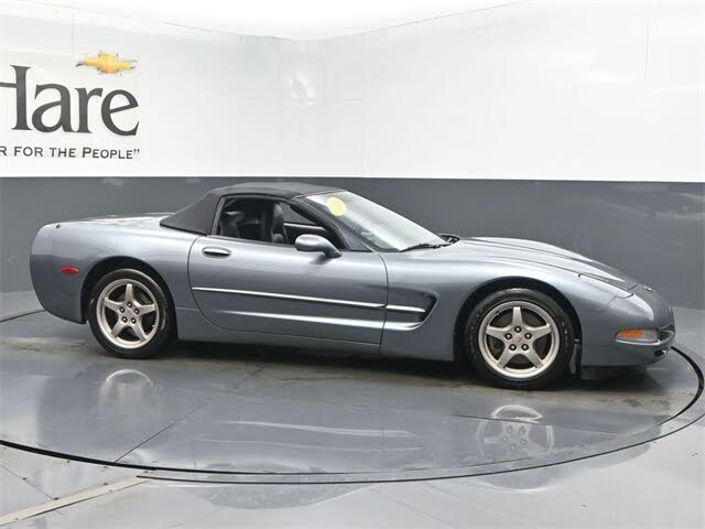 2004 Chevrolet Corvette Convertible RWD