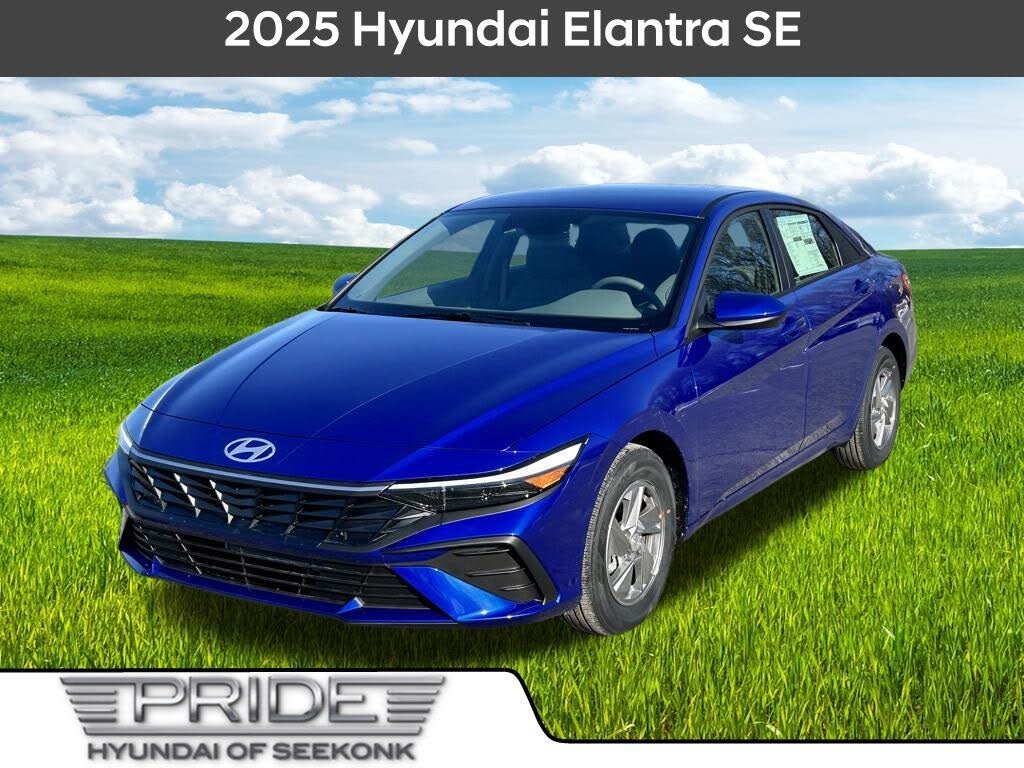 2025 Hyundai Elantra SE FWD