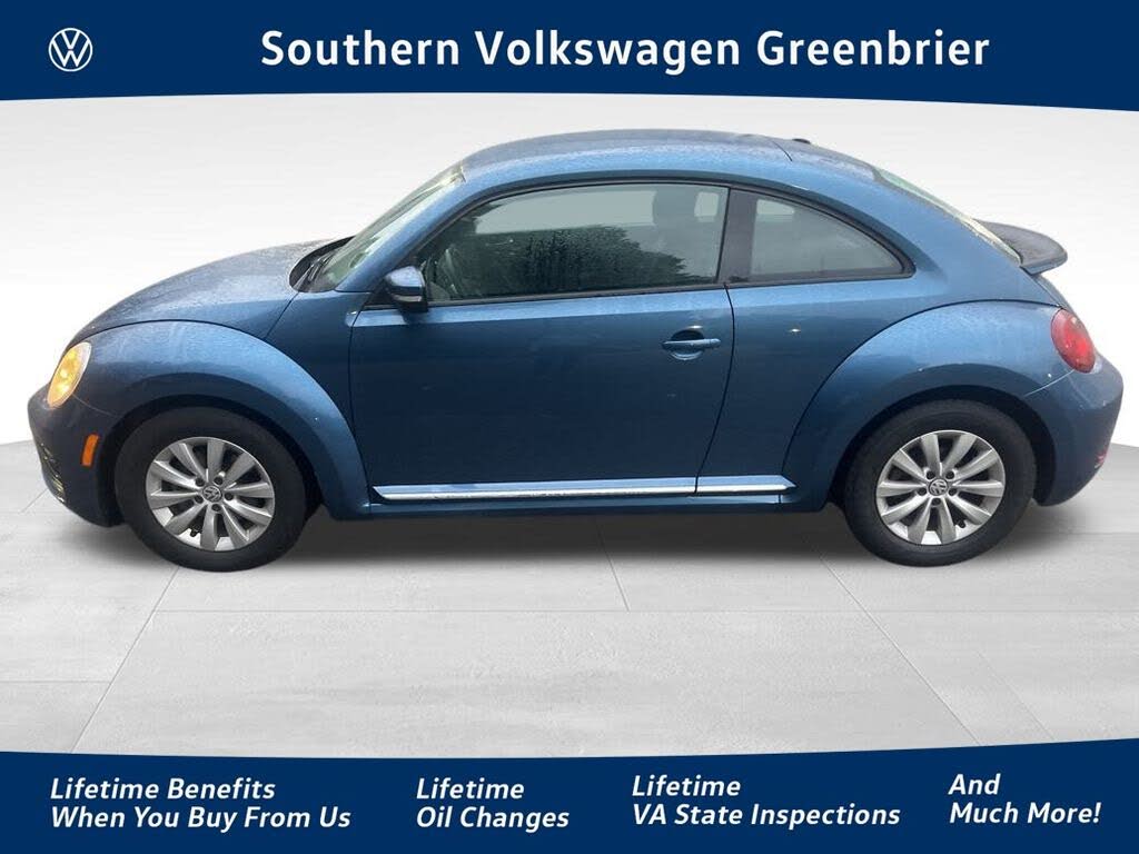 2019 Volkswagen Beetle 2.0T S Hatchback FWD
