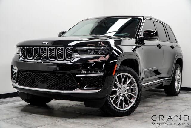 2022 Jeep Grand Cherokee Summit RWD