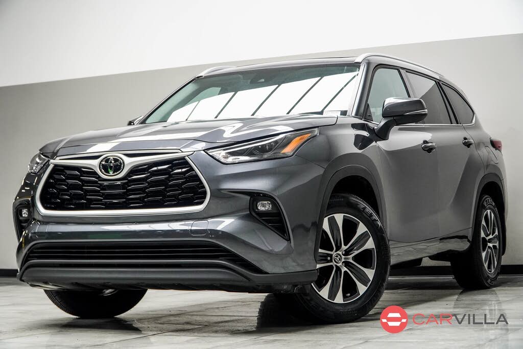 2022 Toyota Highlander XLE AWD