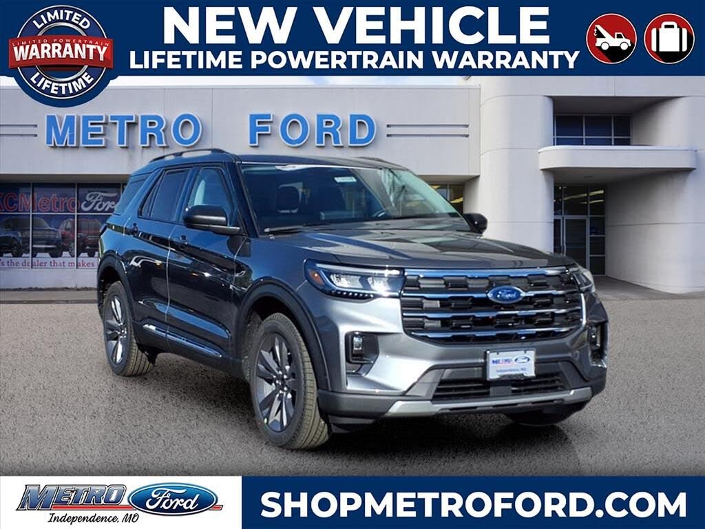 2025 Ford Explorer Active AWD