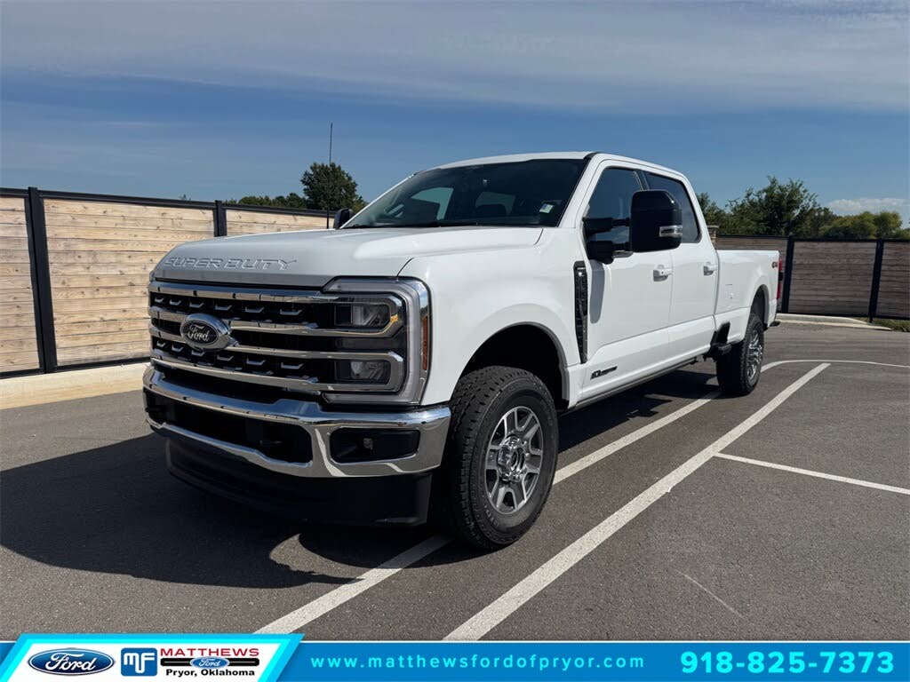 2026 Ford F-350 Super Duty Lariat Crew Cab 4WD