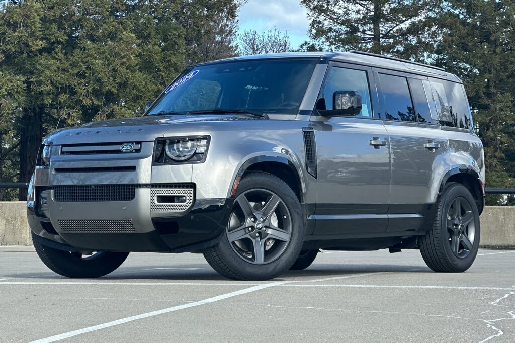 2024 Land Rover Defender 110 P400 X-Dynamic SE AWD