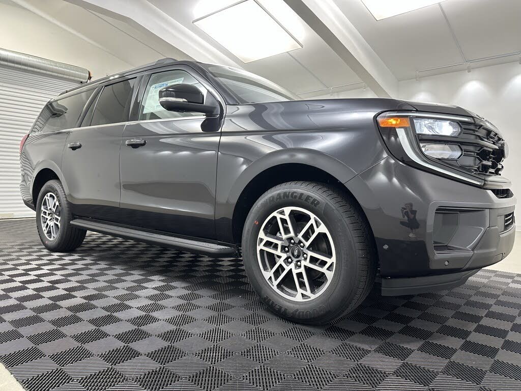 2025 Ford Expedition MAX Active RWD