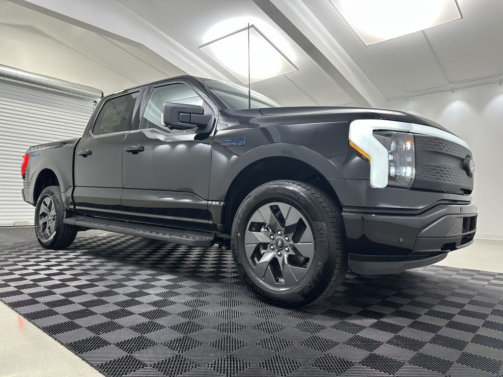 2025 Ford F-150 Lightning Flash SuperCrew AWD