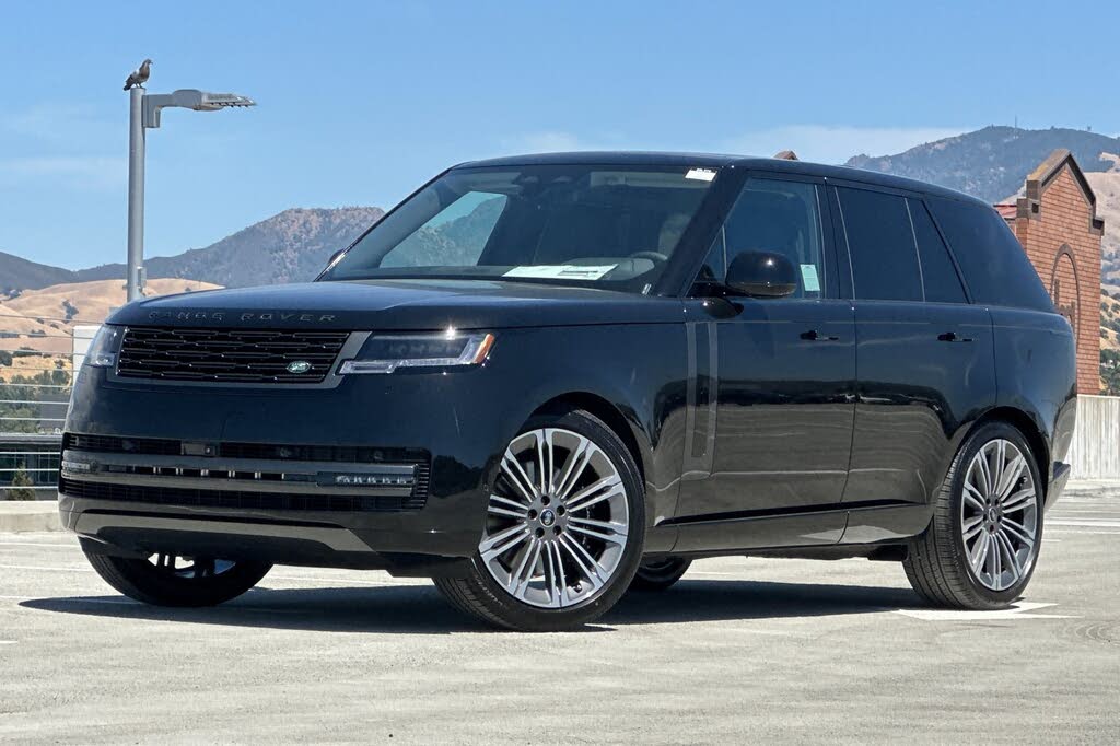 2025 Land Rover Range Rover P530 SE AWD