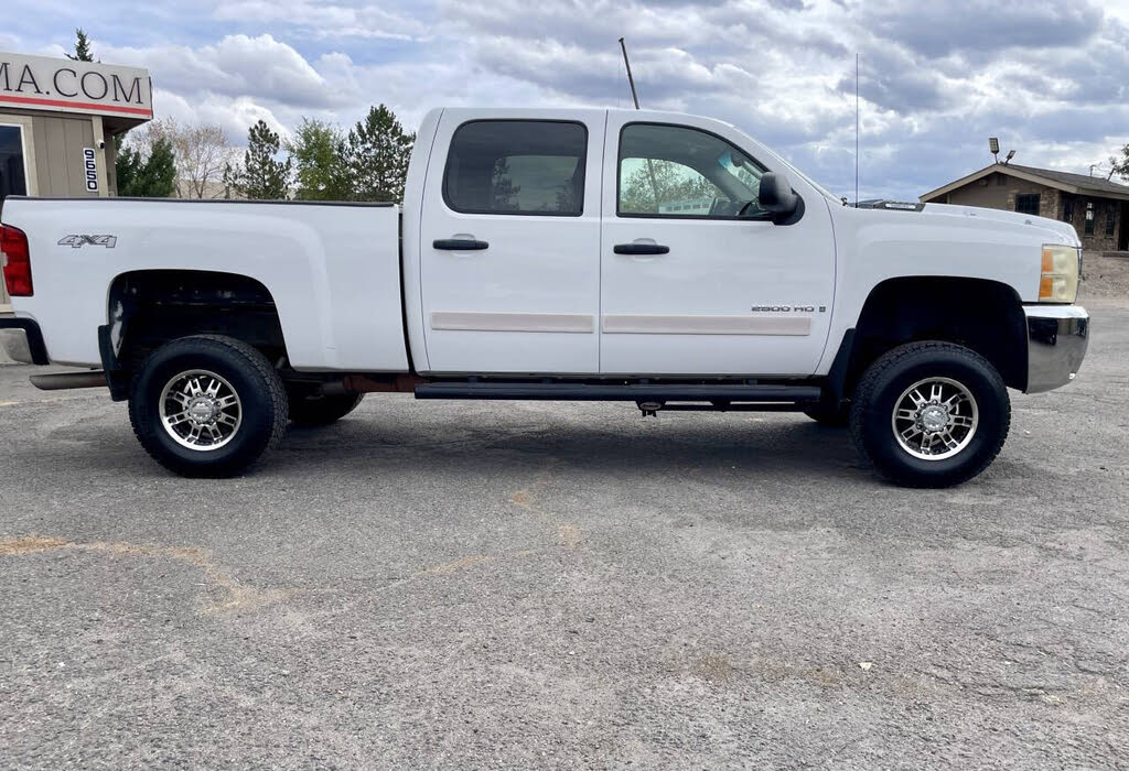 2007 Chevrolet Silverado 2500HD 1LT Crew Cab 4WD