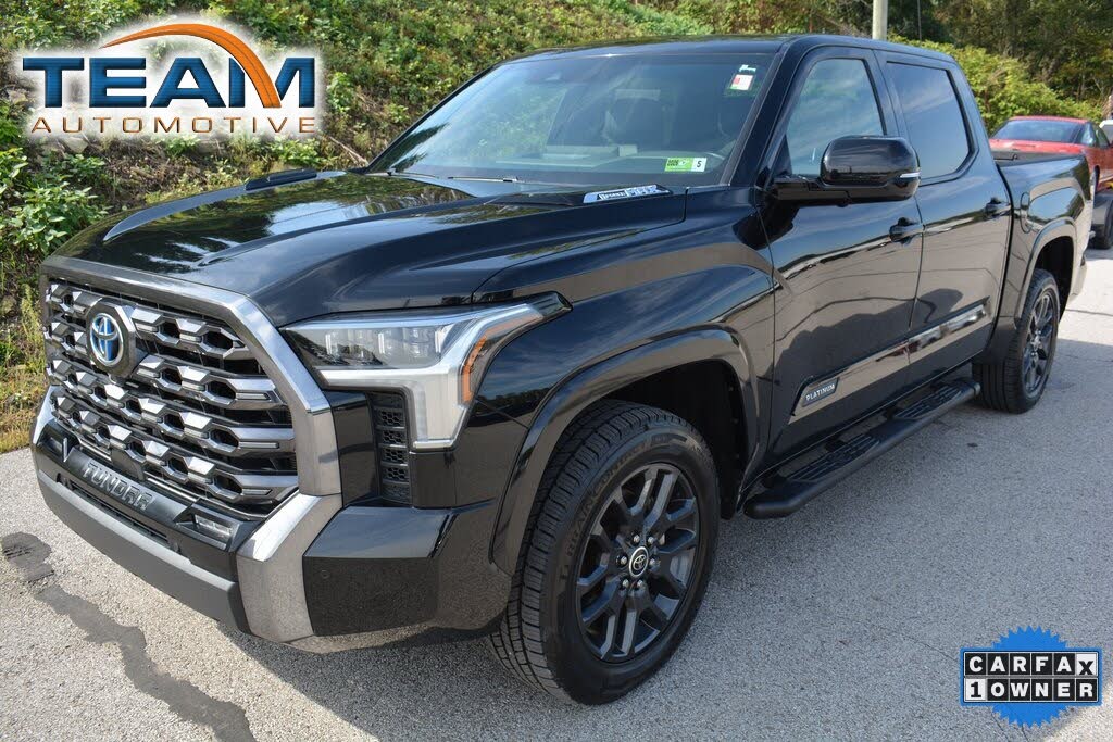 2023 Toyota Tundra Hybrid Platinum HV CrewMax Cab 4WD